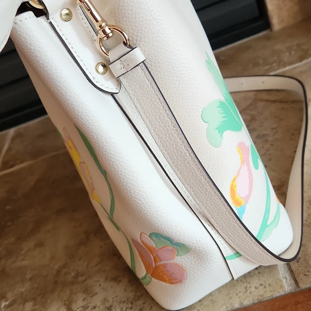 Coach Cream With Dreamy Floral Print Bucket Bag - Picture 15 of 15